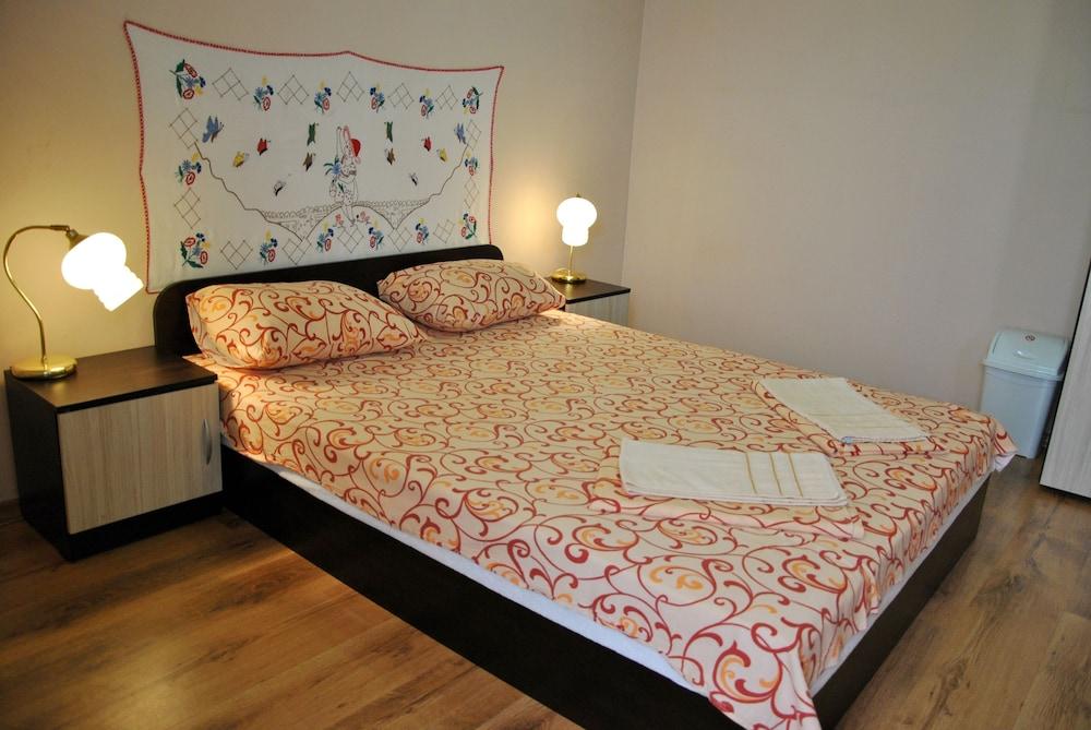 10 Coins Hostel & Tours 소피아 외부 사진
