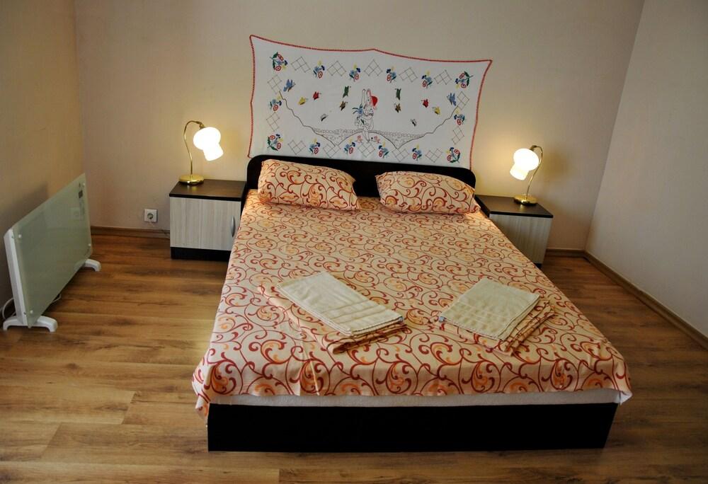 10 Coins Hostel & Tours 소피아 외부 사진