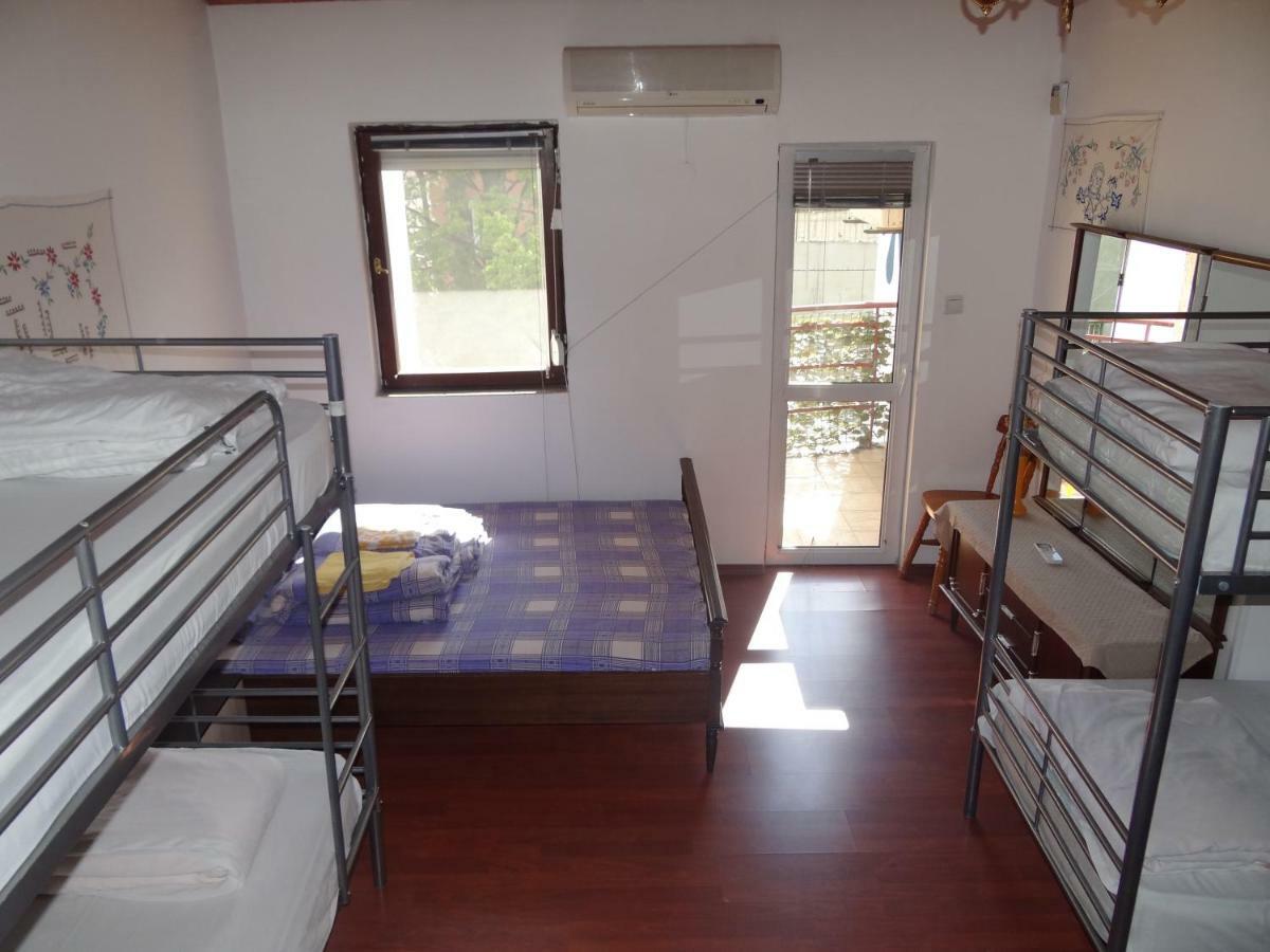 10 Coins Hostel & Tours 소피아 외부 사진